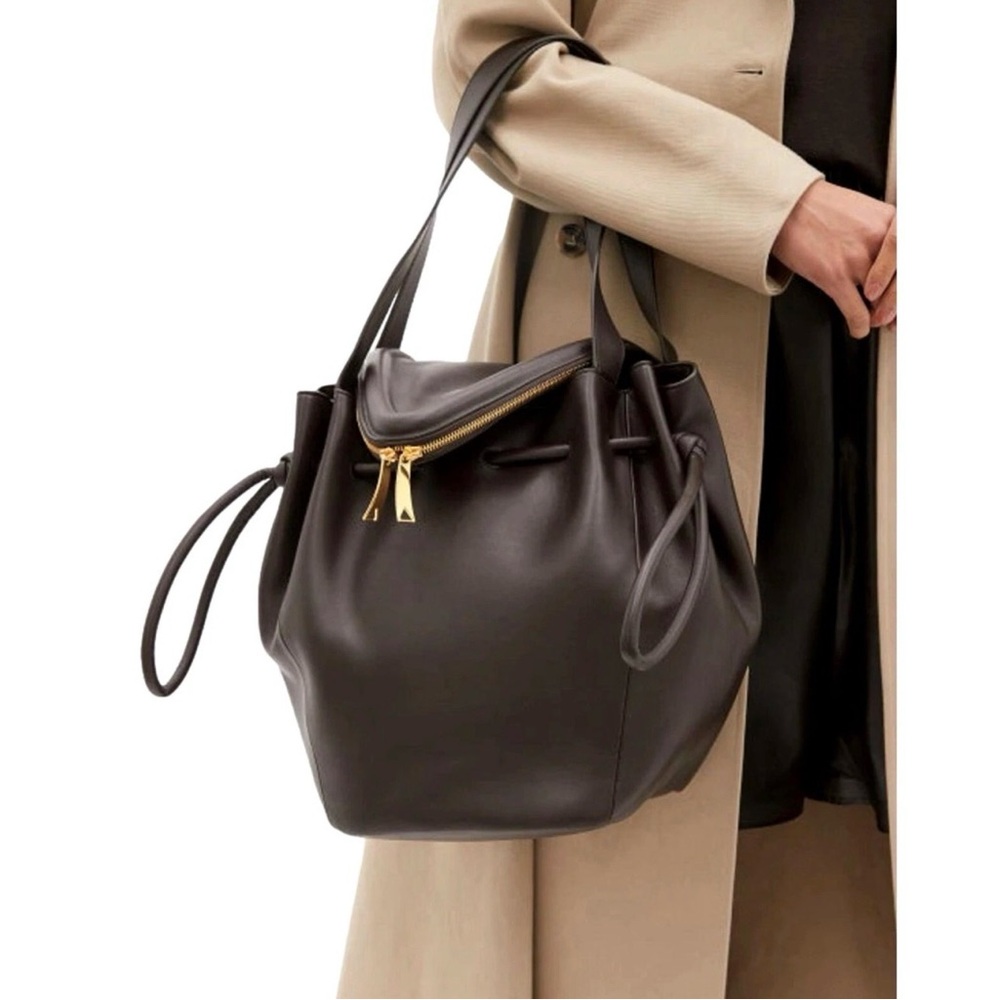 Bottega Veneta Beak Chocolate Brown Leather Shoulder Bag